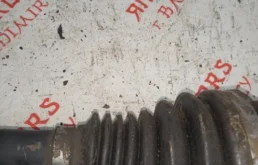 Привод передний правый для Volkswagen Tiguan 2007 года на фотографиях