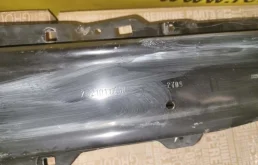 Усилитель бампера передний верхний для Renault Kaptur на фотографиях