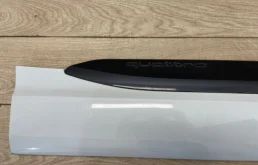 Стекло двери заднее правое для Audi Q7 на фотографиях