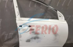 Дверь передняя правая для Toyota RAV4 на фотографиях