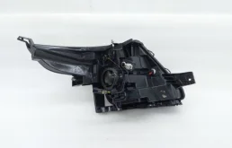 Фара левая для Ford Explorer 2013 года на фотографиях