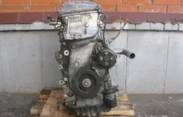 Блок цилиндров ДВС (без ГБЦ) для Toyota RAV4 2005 года на фотографиях