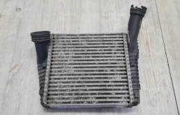 Интеркулер правый для Volkswagen Touareg II (7P5) Rest 2014-2018