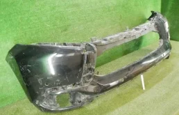 Накладка переднего бампера для Mitsubishi Pajero Sport 2024 года на фотографиях