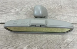 Зеркало заднего вида (в салоне) для Audi Q7 2008 года на фотографиях