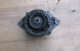 Генератор для Suzuki Swift 2010 года на фотографиях