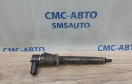 Форсунка топливная для Volvo XC90 2013 года на фотографиях