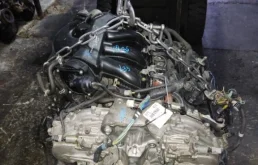 Двигатель без навесного для Nissan Pathfinder 2016 года на фотографиях