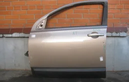 Накладка на дверь передняя левая для Nissan Qashqai на фотографиях