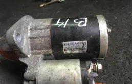 Стартер для Subaru Legacy 2009 года на фотографиях