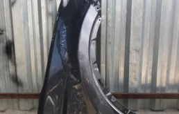 Крыло правое для Toyota RAV4 2013 года на фотографиях