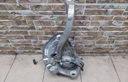 Кулак поворотный правый для Mercedes-Benz E class на фотографиях