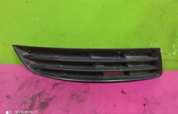 Решетка переднего бампера для Volkswagen Passat (B6, Typ 3C) 2005-2010