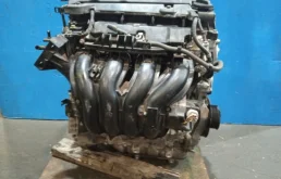 Двигатель без навесного для Honda Stream 2012 года на фотографиях