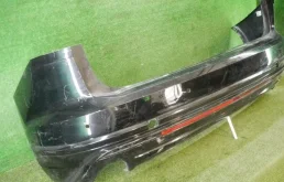 Бампер задний для Volkswagen Touareg 2025 года на фотографиях