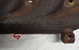 Выпускной коллектор для Volvo XC90 2006 года на фотографиях