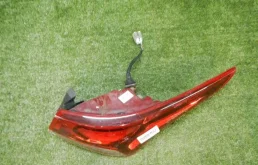 Фонарь внешний правый для Hyundai Solaris 2021 года на фотографиях