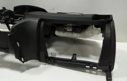 Торпедо (в сборе) для Hyundai Solaris 2014 года на фотографиях