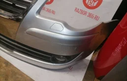 Бампер для Volkswagen Touran 2006 года на фотографиях