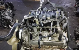 Двигатель для Toyota Land Cruiser 2008 года на фотографиях