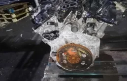 Двигатель без навесного для Hyundai Equus на фотографиях