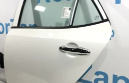 Двери для Kia Picanto 2018 года на фотографиях