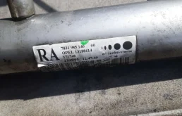 Рулевая рейка для Opel Zafira 2005 года на фотографиях