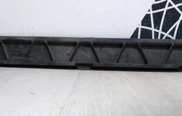 Панель радиатора (телевизор) для Skoda Rapid 2012 года на фотографиях