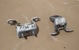 Петля двери задняя правая верхняя для Nissan Qashqai J11 2013-2019