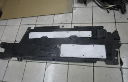 ЗАЩИТА ПРАВАЯ ДНИЩА A1776808603 для Mercedes-Benz CLA class C118 2019+