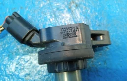 Катушка зажигания для Toyota Corolla 2008 года на фотографиях