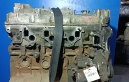 Двигатель без навесного для Ford Ranger 2012 года на фотографиях