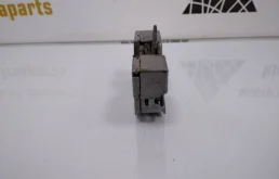 Замок капота для Skoda Rapid 2024 года на фотографиях