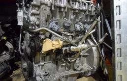 Двигатель без навесного для Mercedes-Benz GLA class на фотографиях