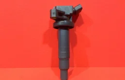 Катушка зажигания для Toyota Corolla на фотографиях