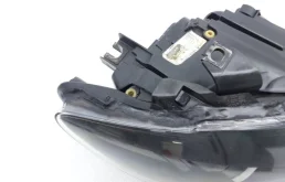 Фара ксенон левая для Audi Q7 2006 года на фотографиях