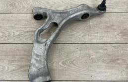 Рычаг задний левый нижний для Audi Q7 на фотографиях