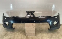 Бампер передний для Mitsubishi Pajero Sport 2015 года на фотографиях