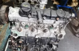 Двигатель без навесного для Citroen Berlingo 1998 года на фотографиях