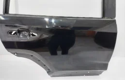 Дверь задняя правая для Toyota RAV4 2023 года на фотографиях