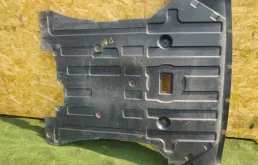 Защита картера двигателя для BMW X3 на фотографиях