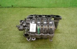 Впускной патрубок воздушного фильтра для Hyundai Solaris 2017 года на фотографиях