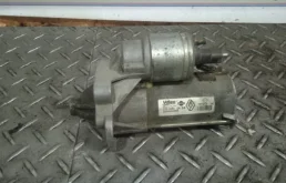 Стартер для Renault Duster 2012 года на фотографиях