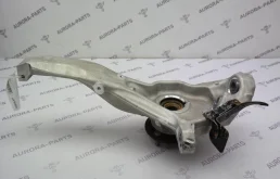 Кулак поворотный правый для Land Rover Range Rover на фотографиях