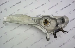 Кулак поворотный правый для Land Rover Range Rover на фотографиях