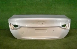 Дверь багажника для Hyundai Solaris 2021 года на фотографиях