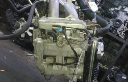 Двигатель для Subaru Legacy 2005 года на фотографиях