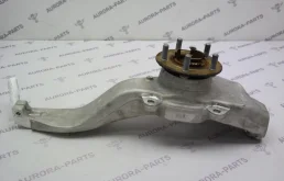 Кулак поворотный правый для Land Rover Range Rover на фотографиях