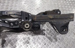 Задняя балка для Hyundai Creta на фотографиях