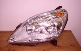 Фара левая для Opel Zafira B 2005-2015